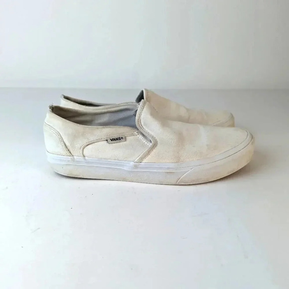 Vans Asher Women's Slip-On Sneaker - Picture 1 of 9